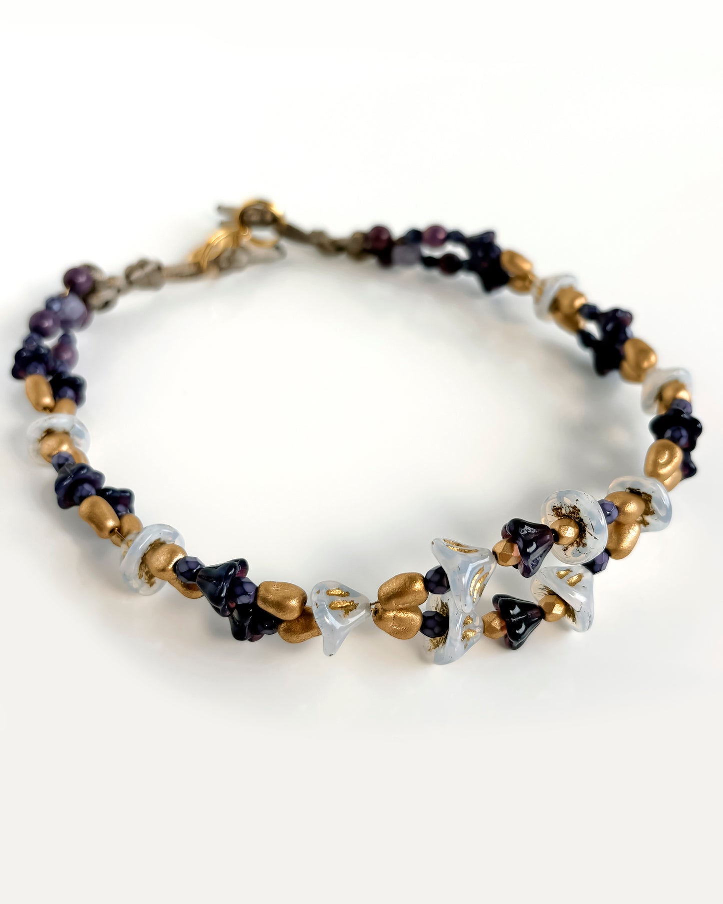 Choker Campanillas con cristales malva oscuro