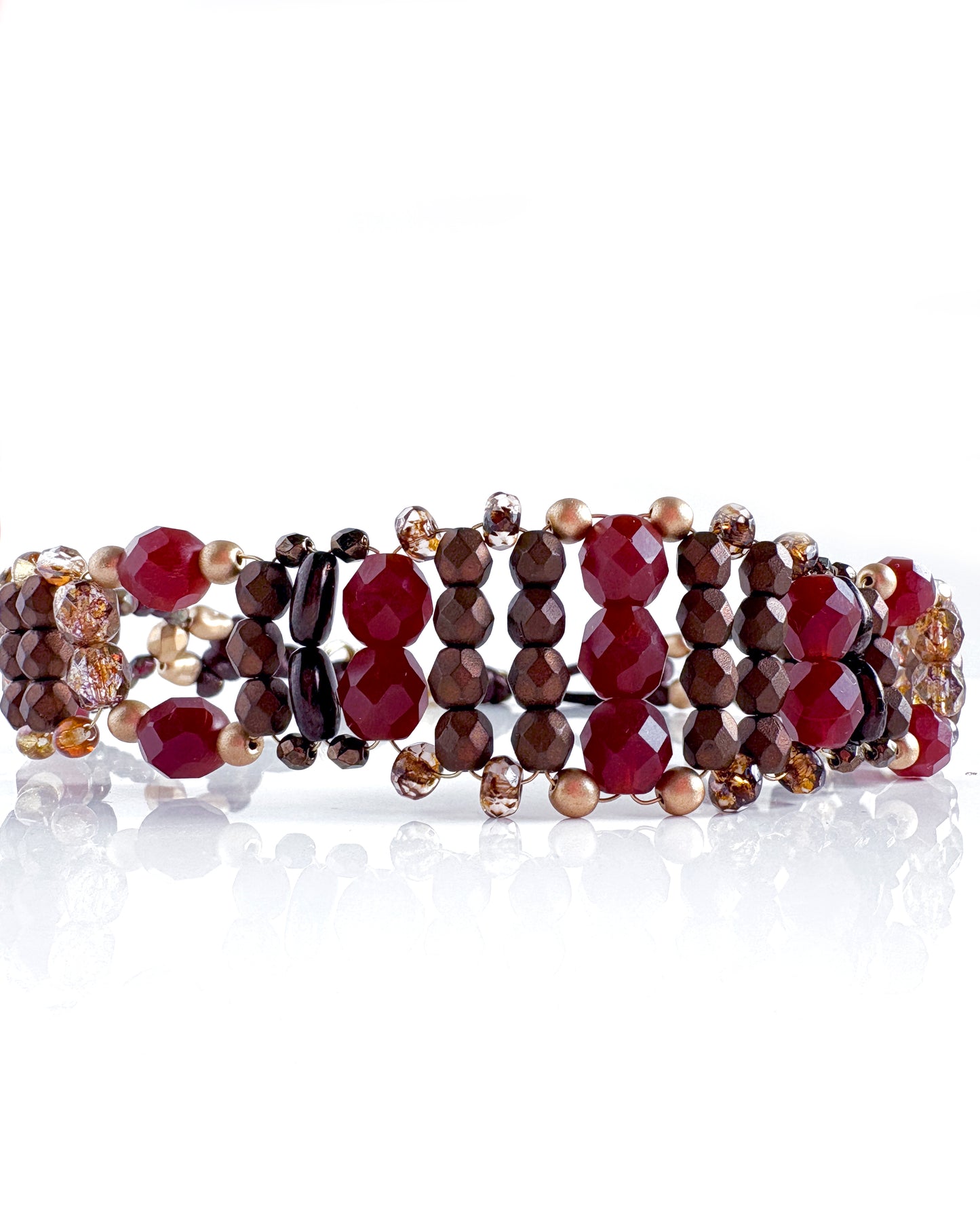 Brown crystal choker