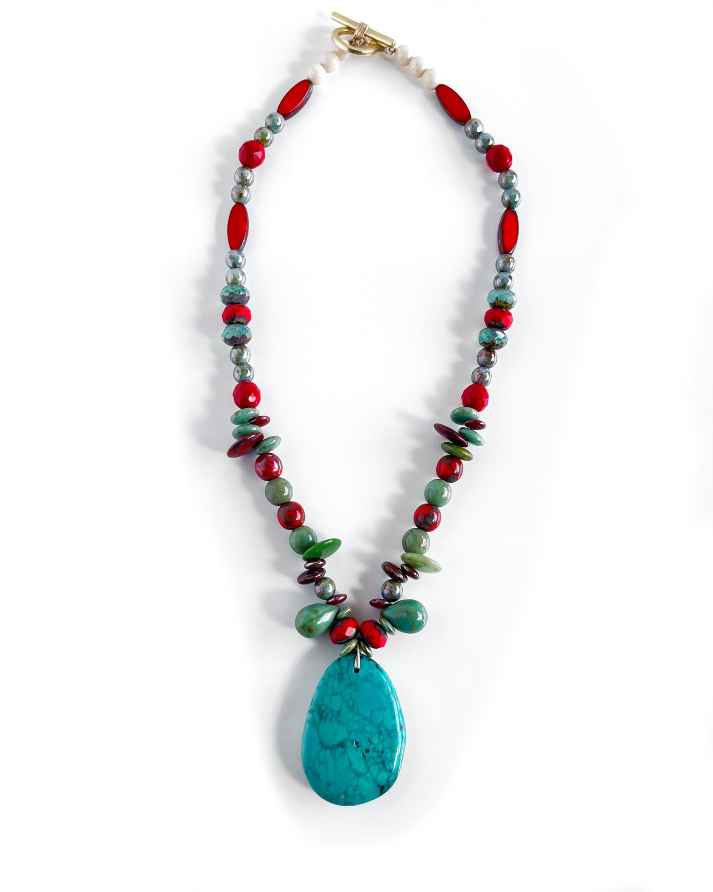 Collar colgante turquesa mediana colección CALA TERRA