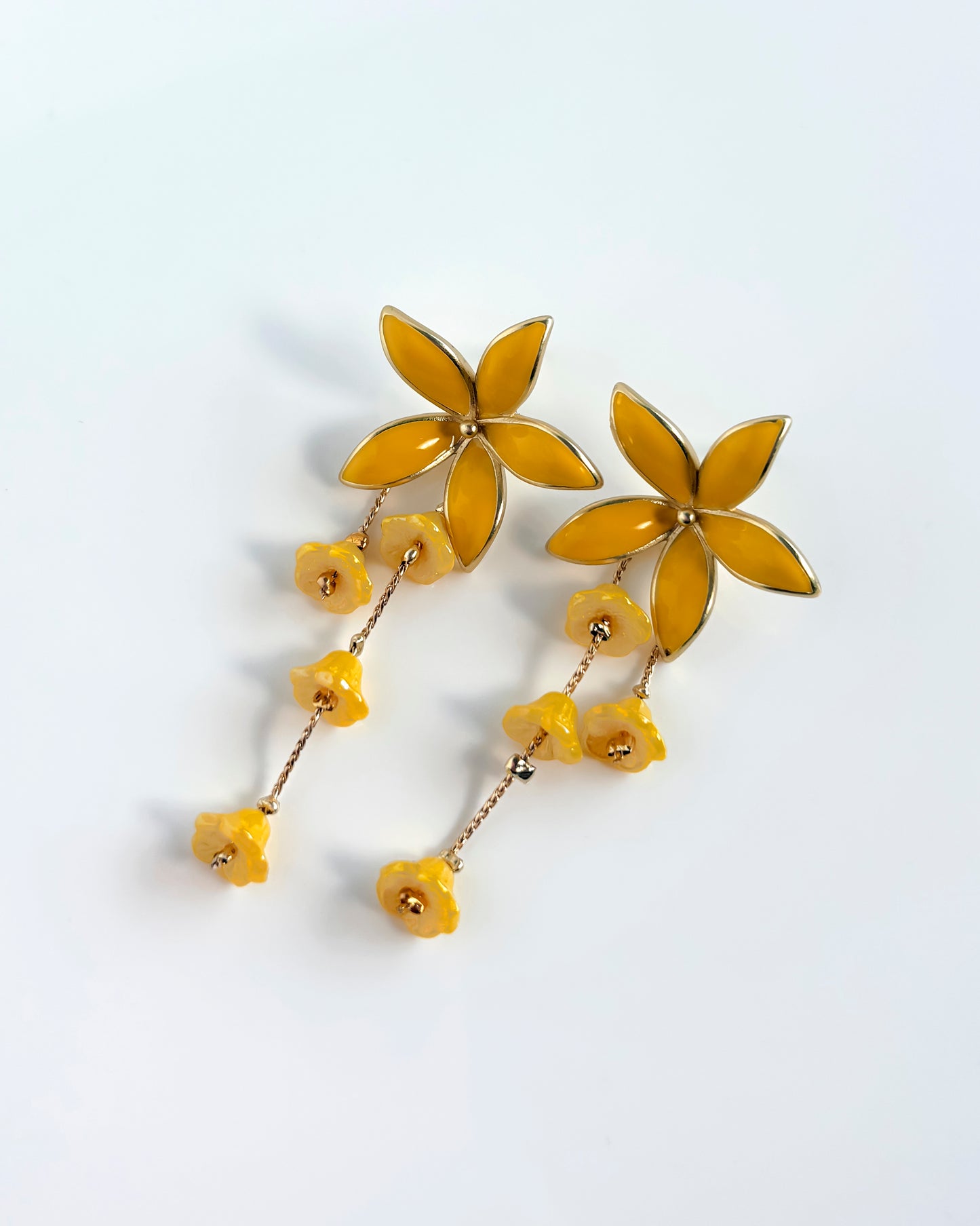 Pendientes Lirio cristales amarillos