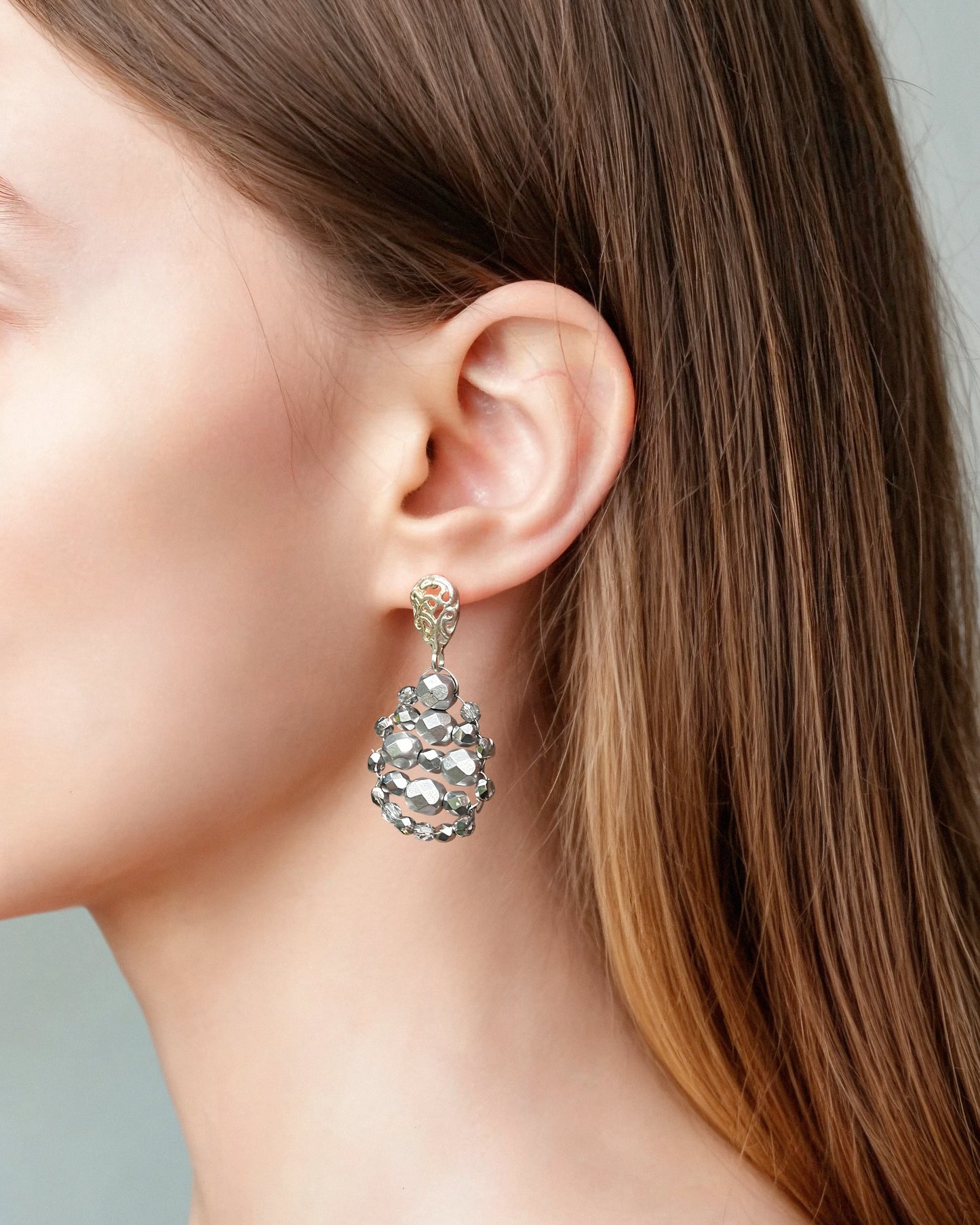 CALA earrings with shiny silver crystals