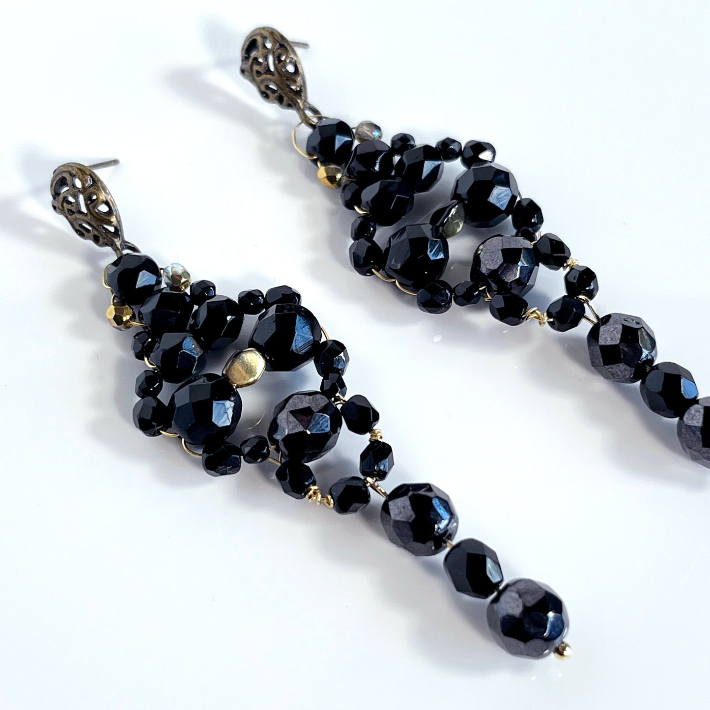 Pendientes ORION de cristales negros