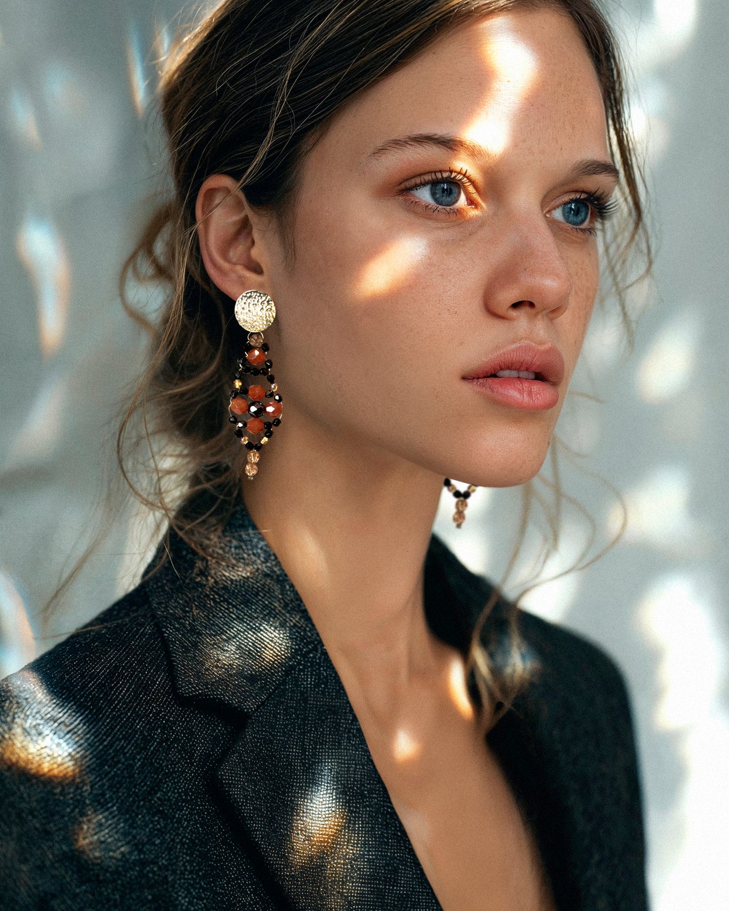 ROMBO earrings with brown and black crystals