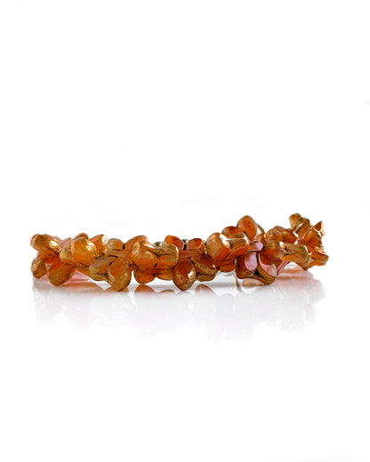 Collar Papillon Coral con mariposas de cristal en tonos coral, rosa salmón y matices dorados