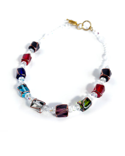 Collar Cubos de cristales de colores