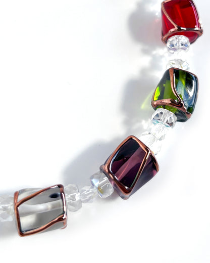 Collar Cubos de cristales de colores