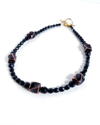 Collar Aura de cristales negros