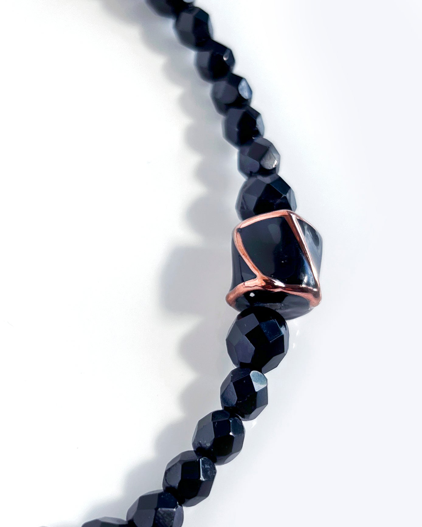 Collar Aura de cristales negros