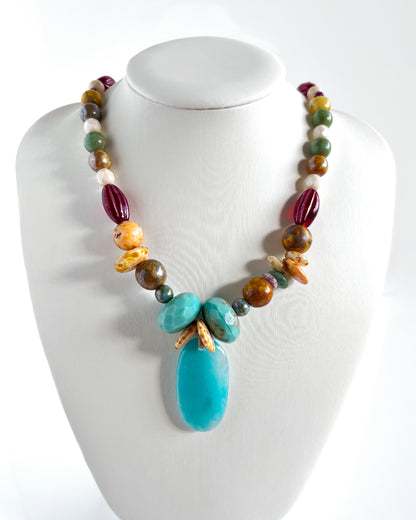 Collar colgante Amazonita y vidrio rosado colección CALA TERRA