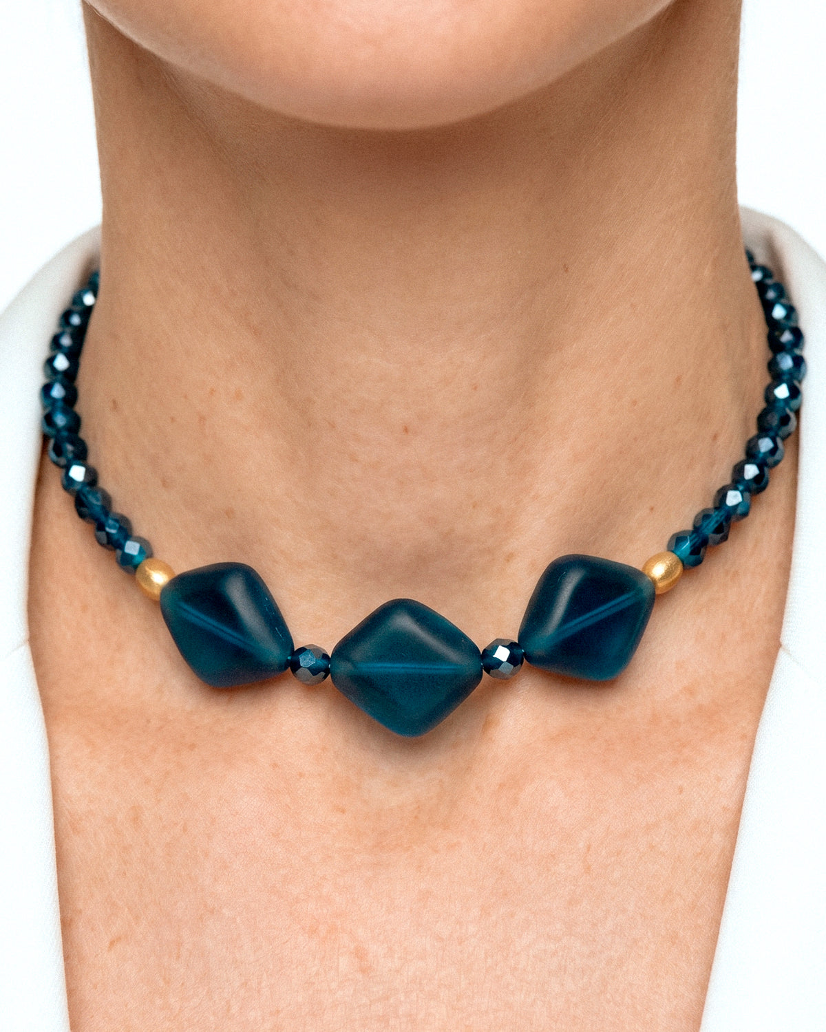 Collar-Choker Riviera