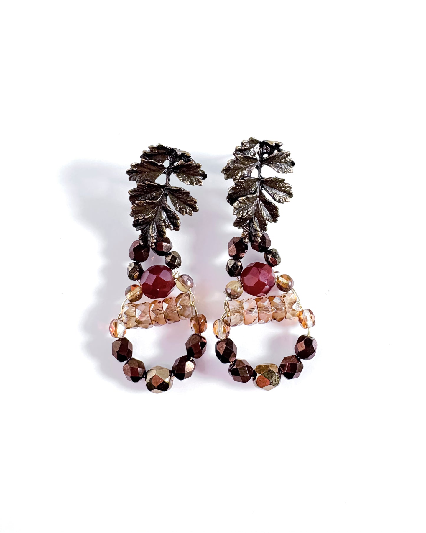 Pendientes Hoja de cristales marrones