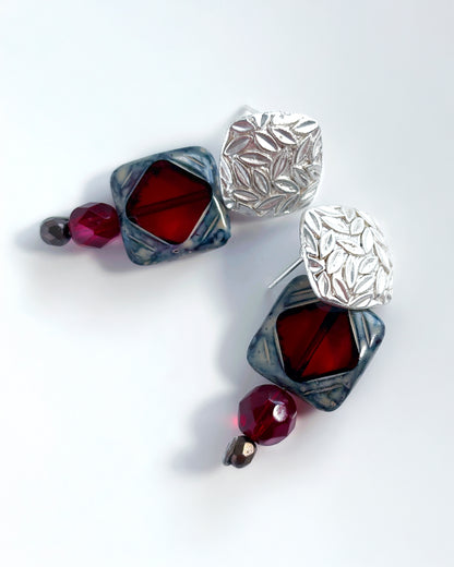 Sissí earrings from the CALA EMPERATRIZ collection