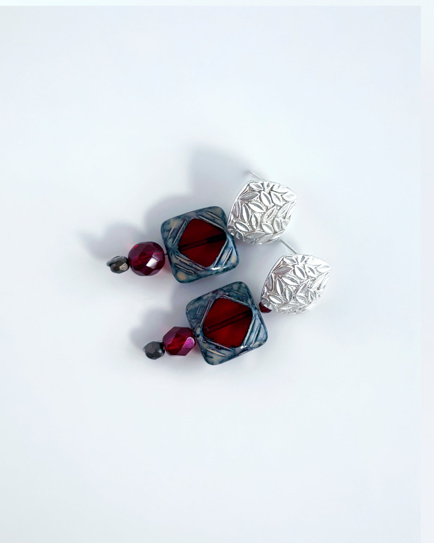 Sissí earrings from the CALA EMPERATRIZ collection