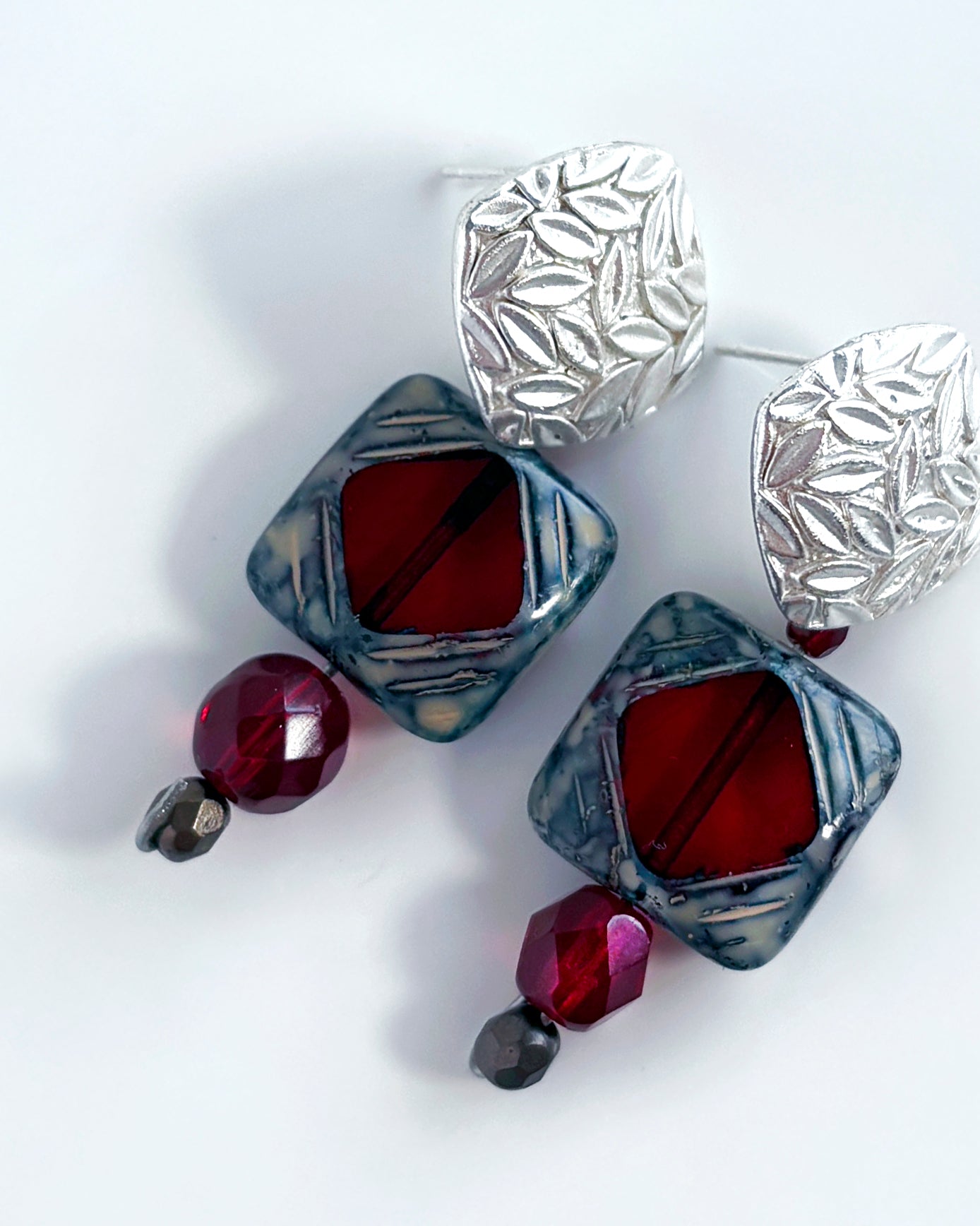 Sissí earrings from the CALA EMPERATRIZ collection