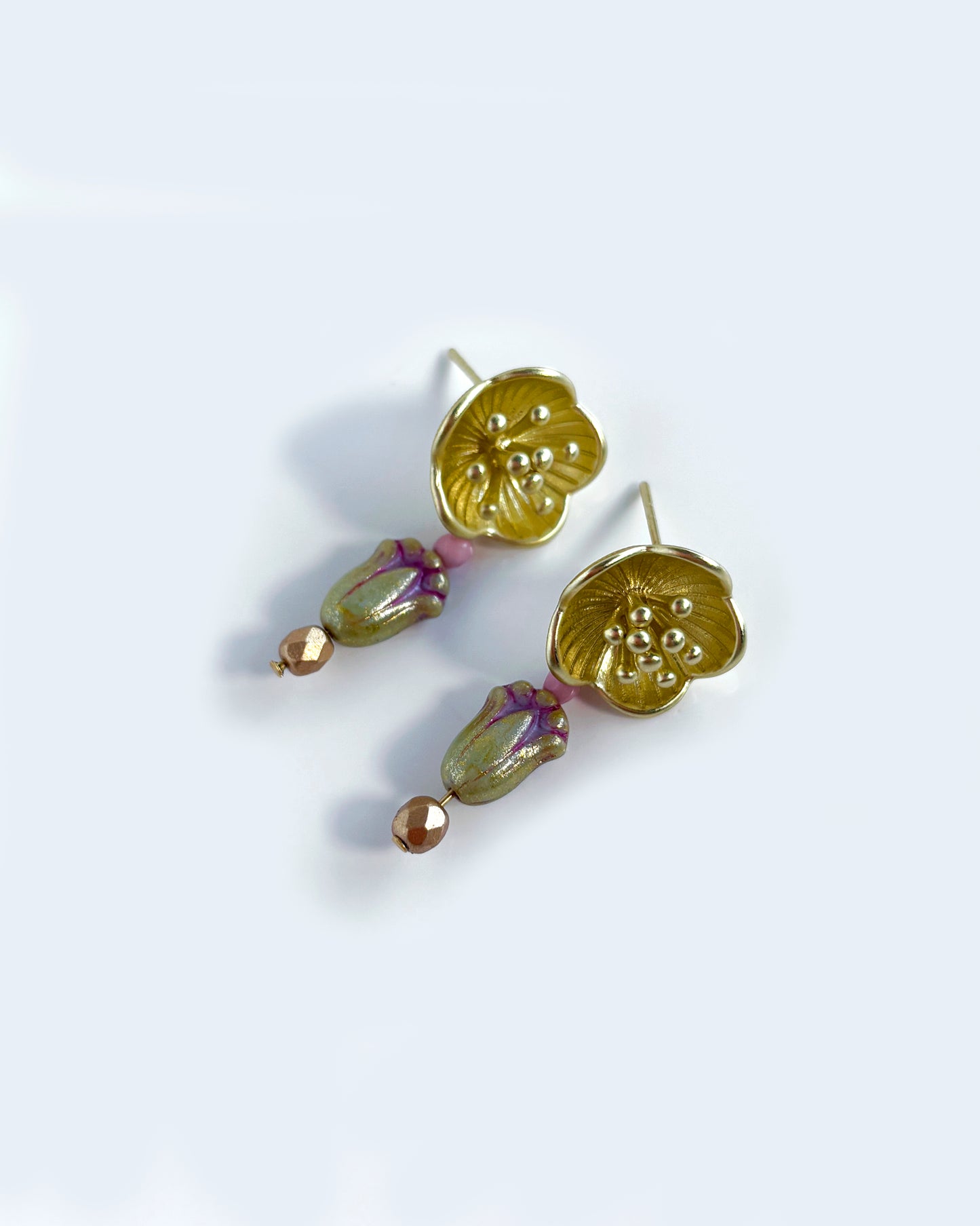 Caserta earrings from the CALA EMPERATRIZ collection