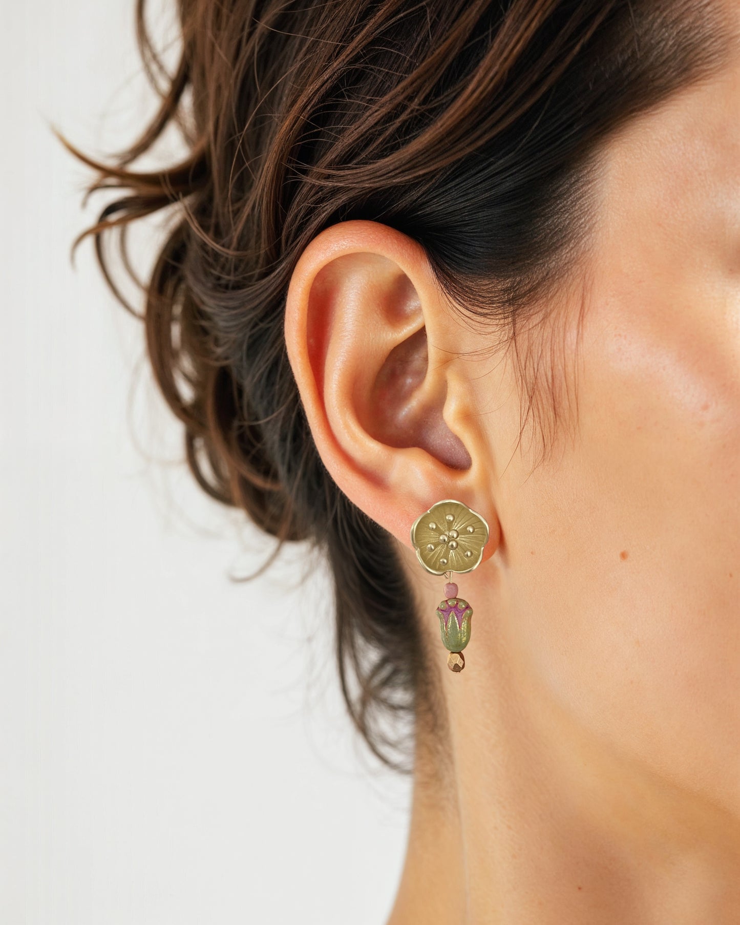 Caserta earrings from the CALA EMPERATRIZ collection