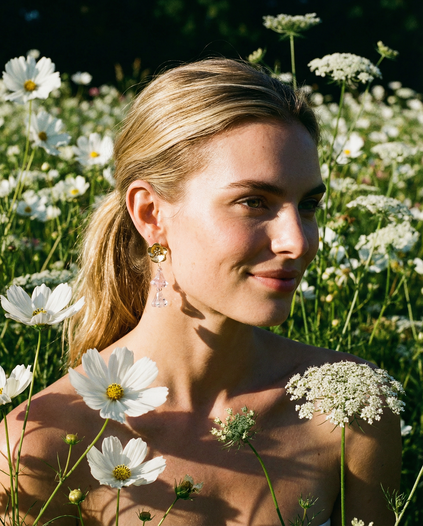 Pendientes Campanilla con cristales rosa transparente