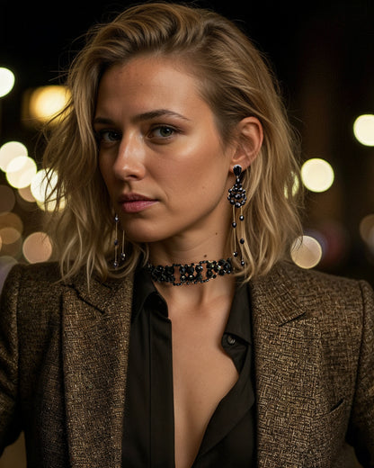 Velada earrings with shiny black crystals