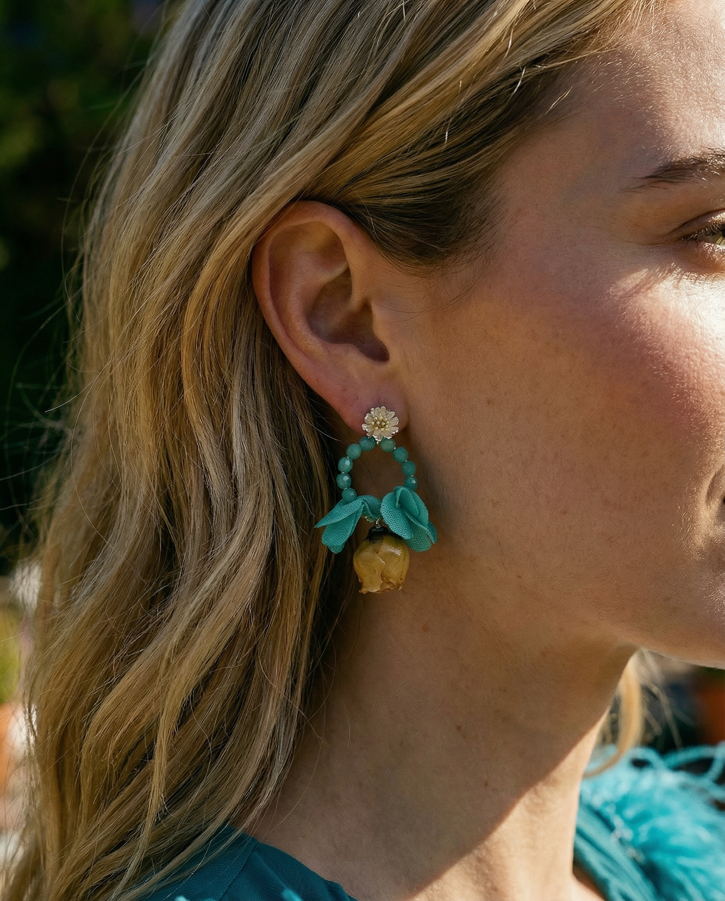 Pendientes Flor natural cristales turquesa