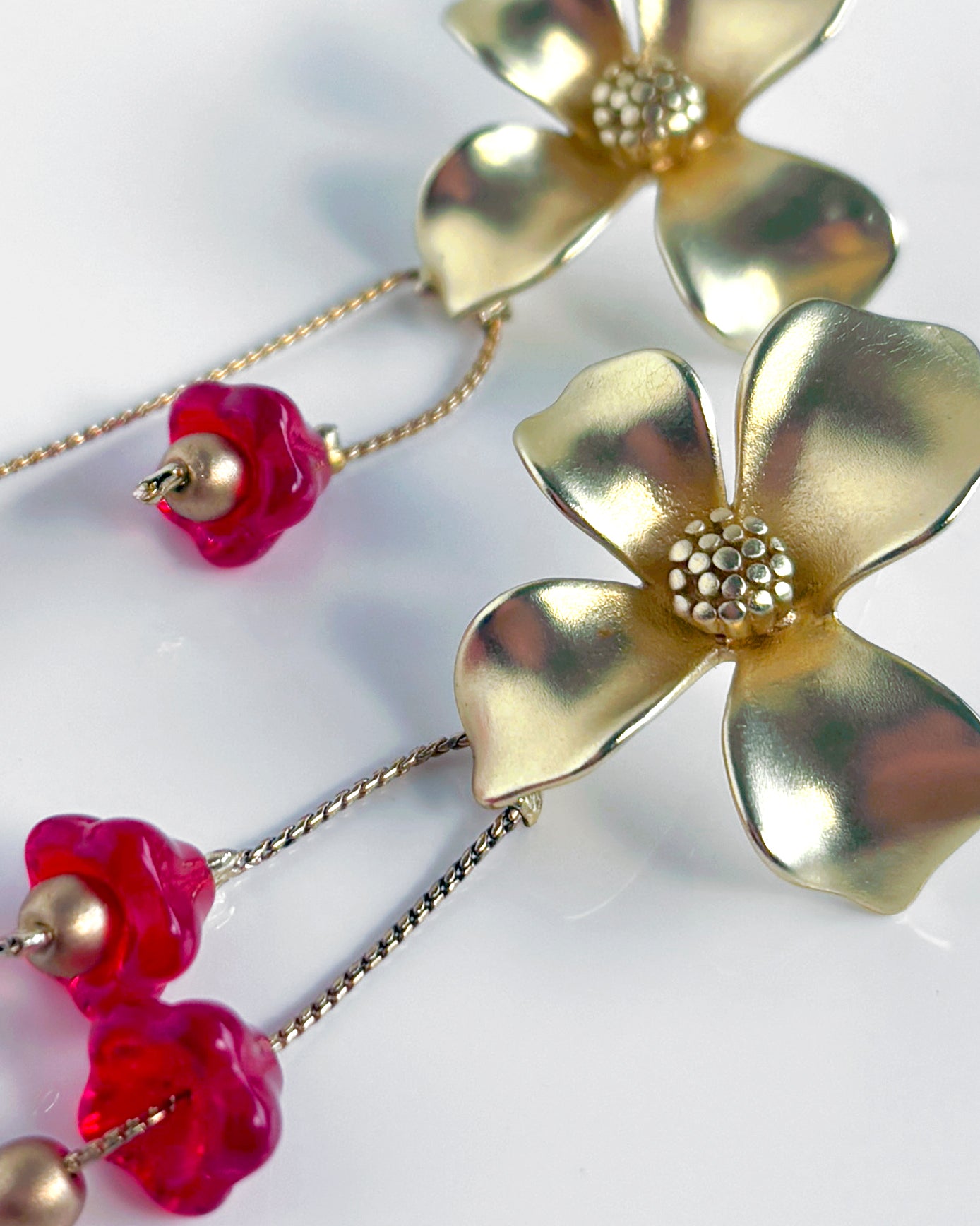 Pendientes Flor cristales rojos