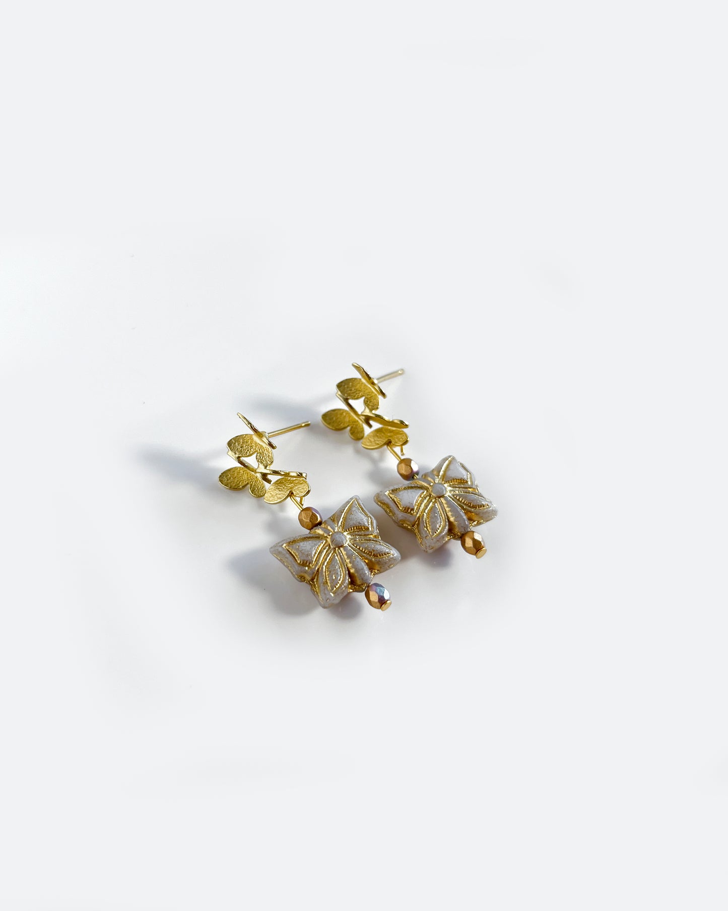Versailles butterfly earrings from the CALA EMPERATRIZ collection