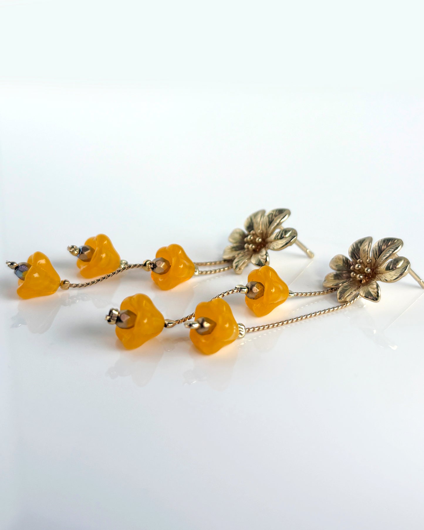 Pendientes Flor cristales amarillo mostaza