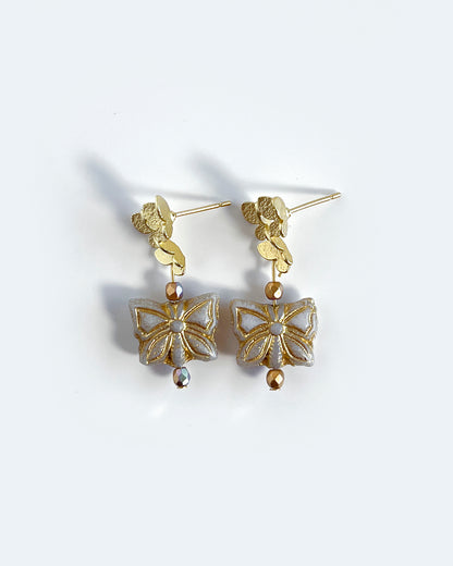 Versailles butterfly earrings from the CALA EMPERATRIZ collection