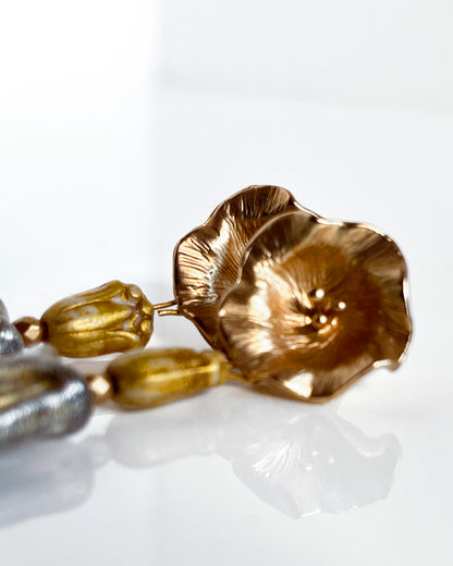 Versailles earrings from the CALA EMPERATRIZ collection