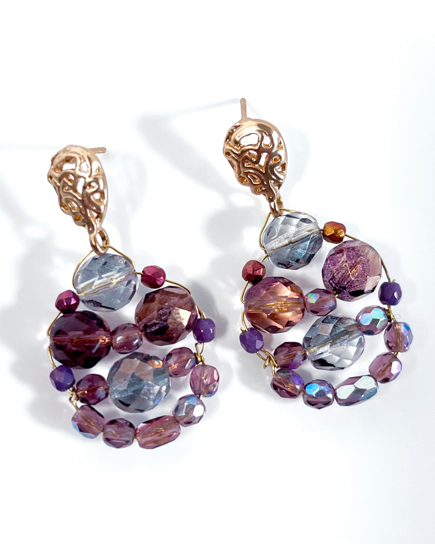 Pendientes -CALIA- cristales malvas brillo