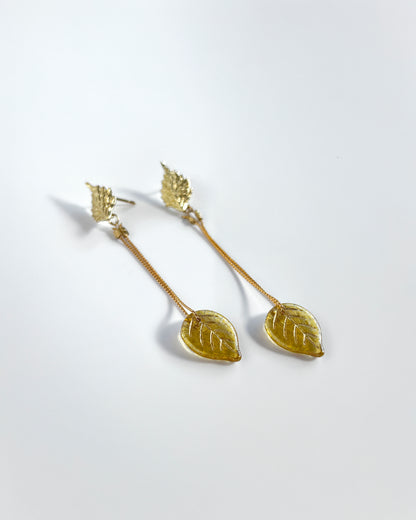 Versailles chain earrings from the CALA EMPERATRIZ collection