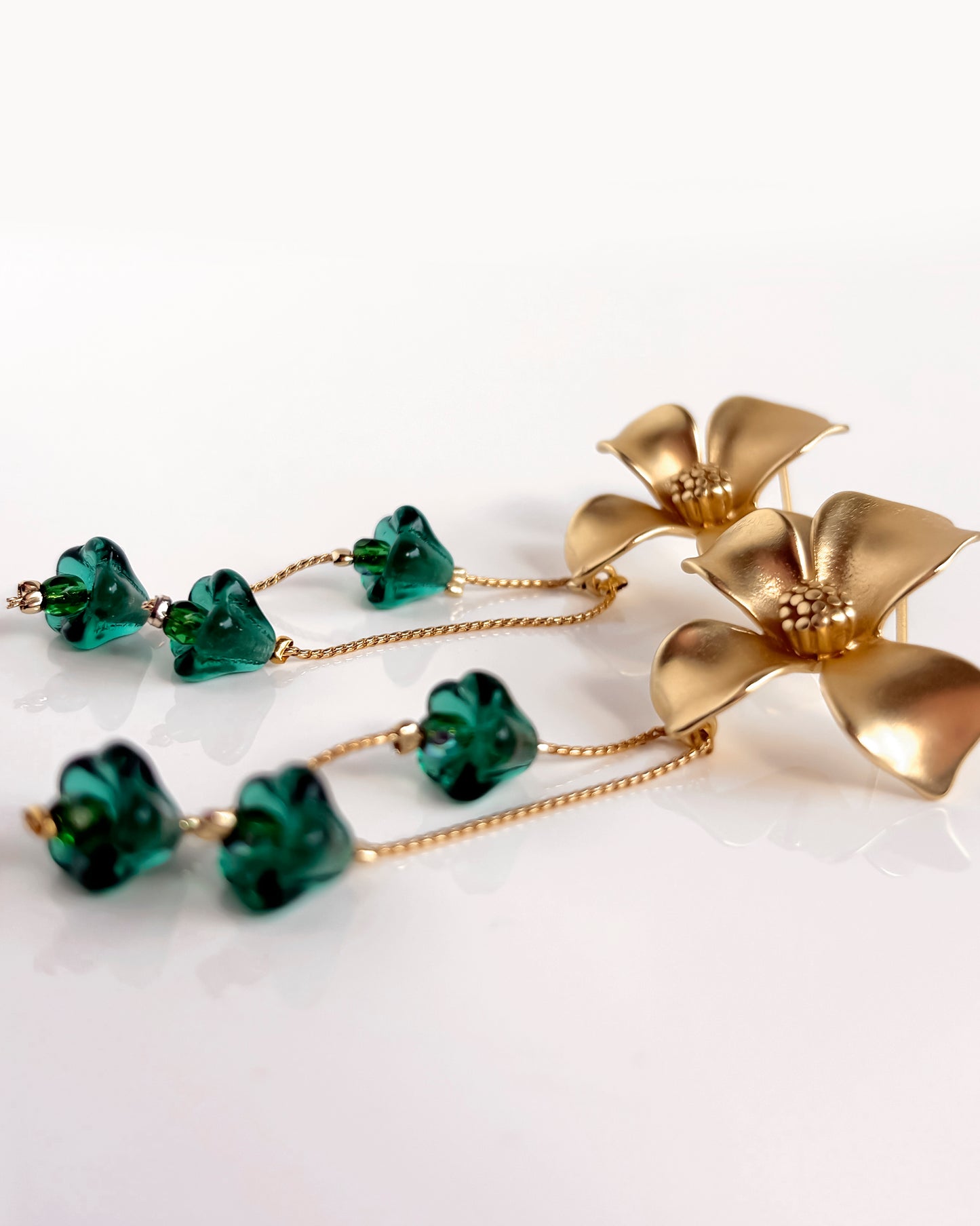 Pendientes Flor cristales verde oscuro