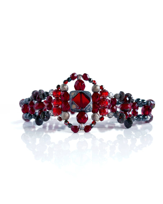 Sissí Choker from the CALA EMPERATRIZ collection