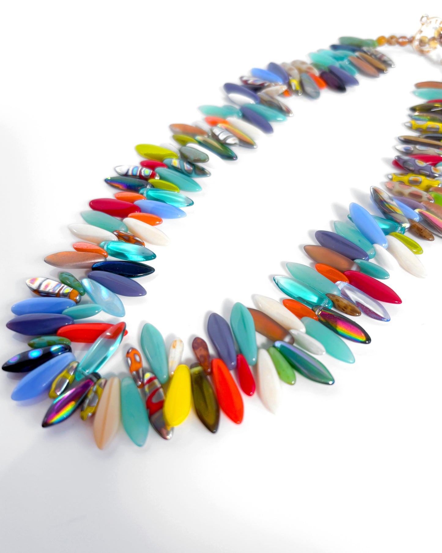 Party necklace with multicolored elongated crystals