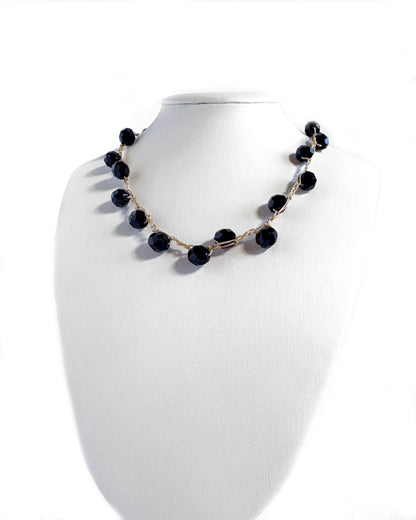 Short crochet necklace with shiny black crystals