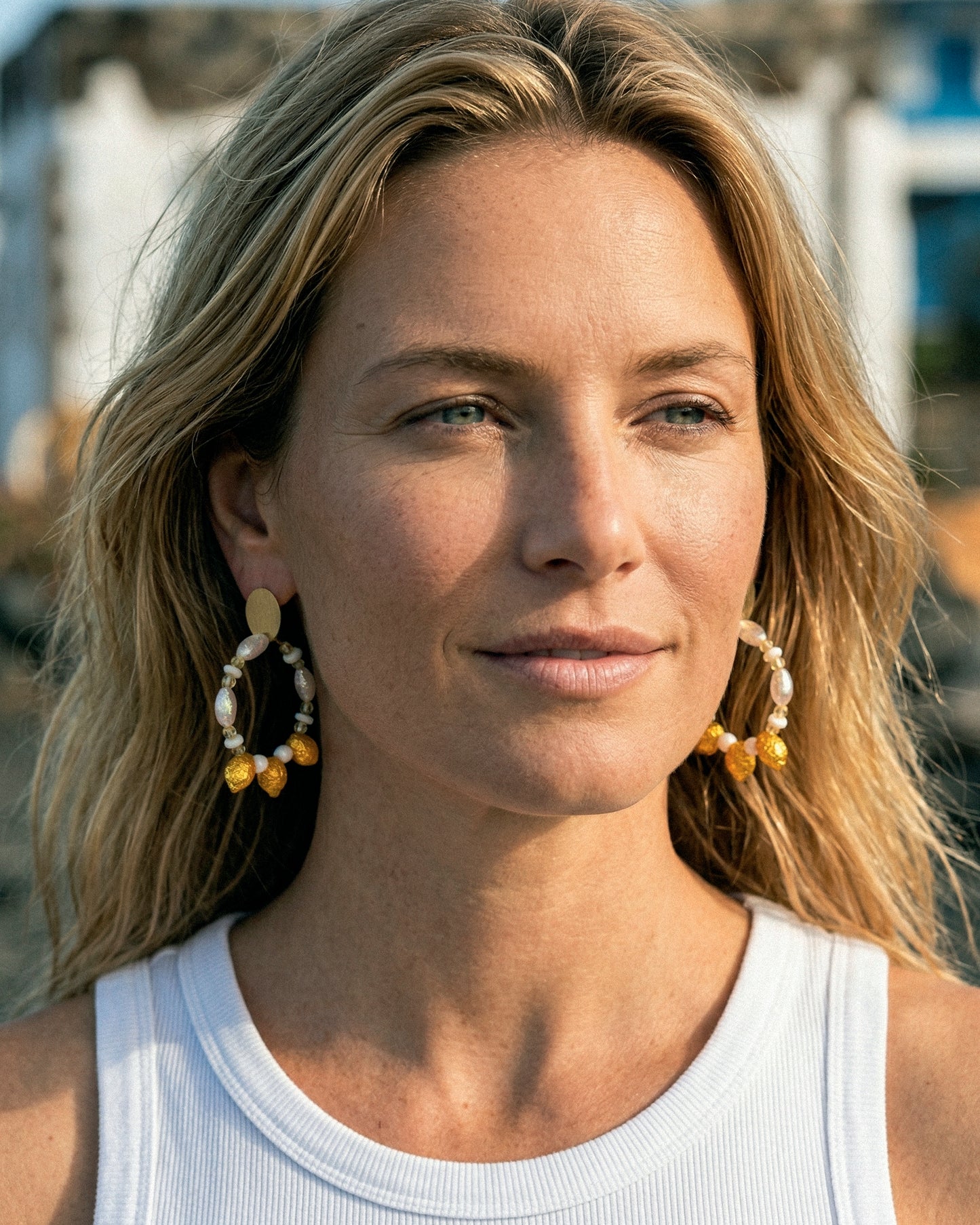 pendientes boho limon y transparentes puestos mujer