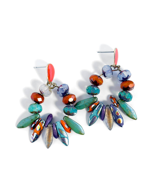 Pendientes aro rayos de sol con cristales de Bohemia naranja y turquesa